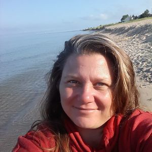 Meet your Posher, Robin